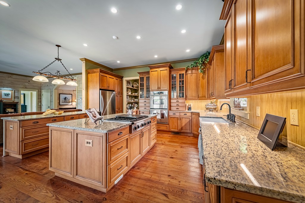 415593 Ellijay Residential