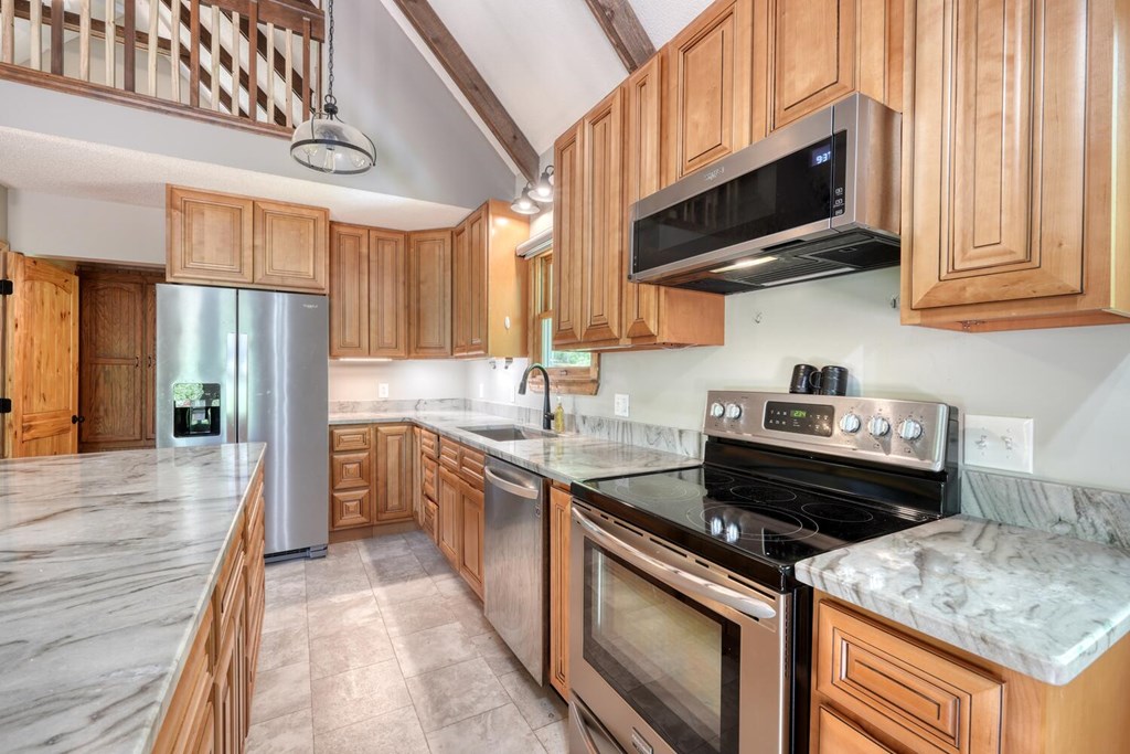 415594 Hiawassee Residential
