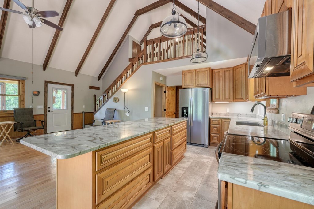 415594 Hiawassee Residential