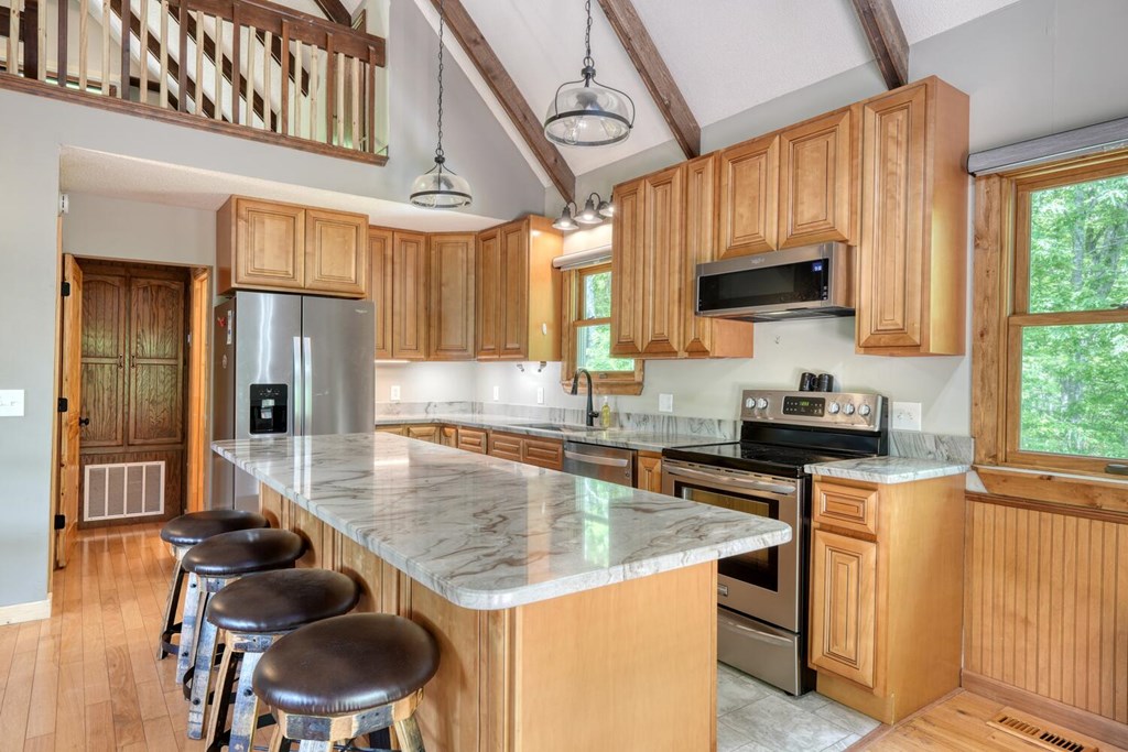 415594 Hiawassee Residential