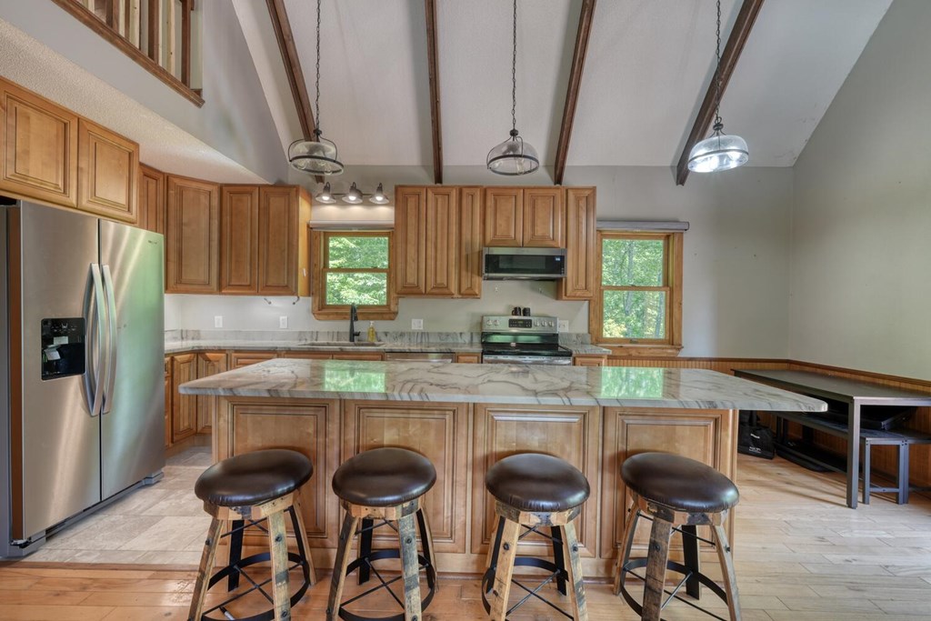415594 Hiawassee Residential