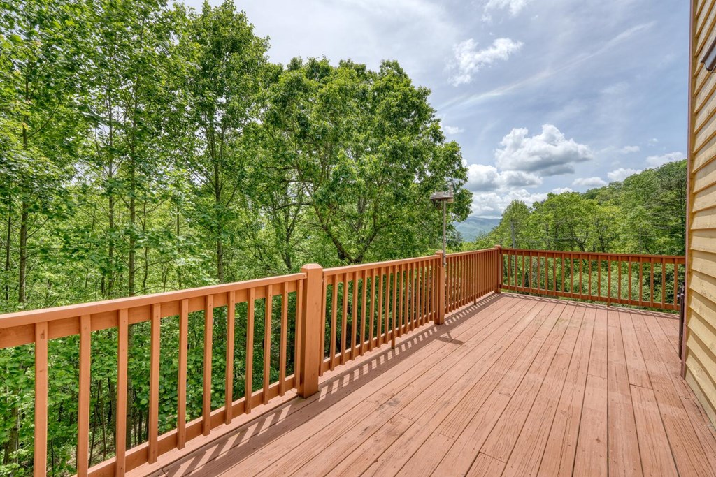 415594 Hiawassee Residential