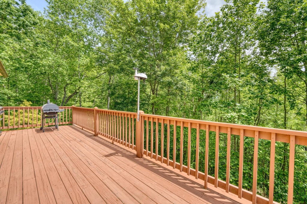 415594 Hiawassee Residential