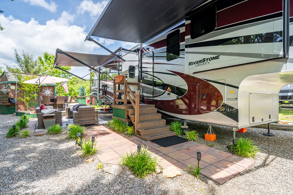 415598 Blairsville Residential