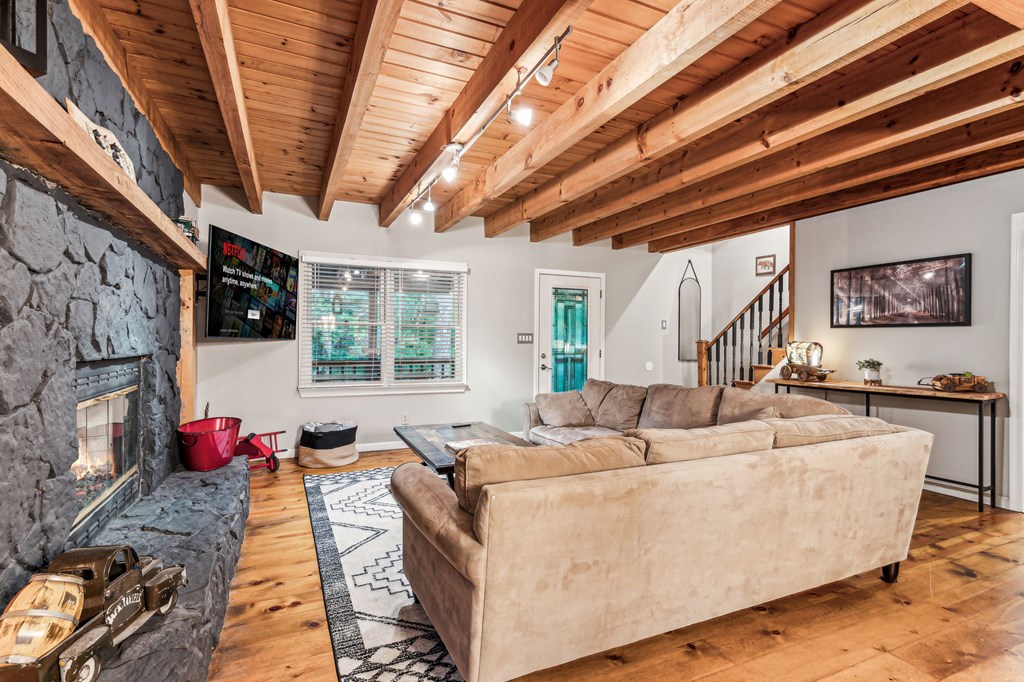 415601 Blue Ridge Residential