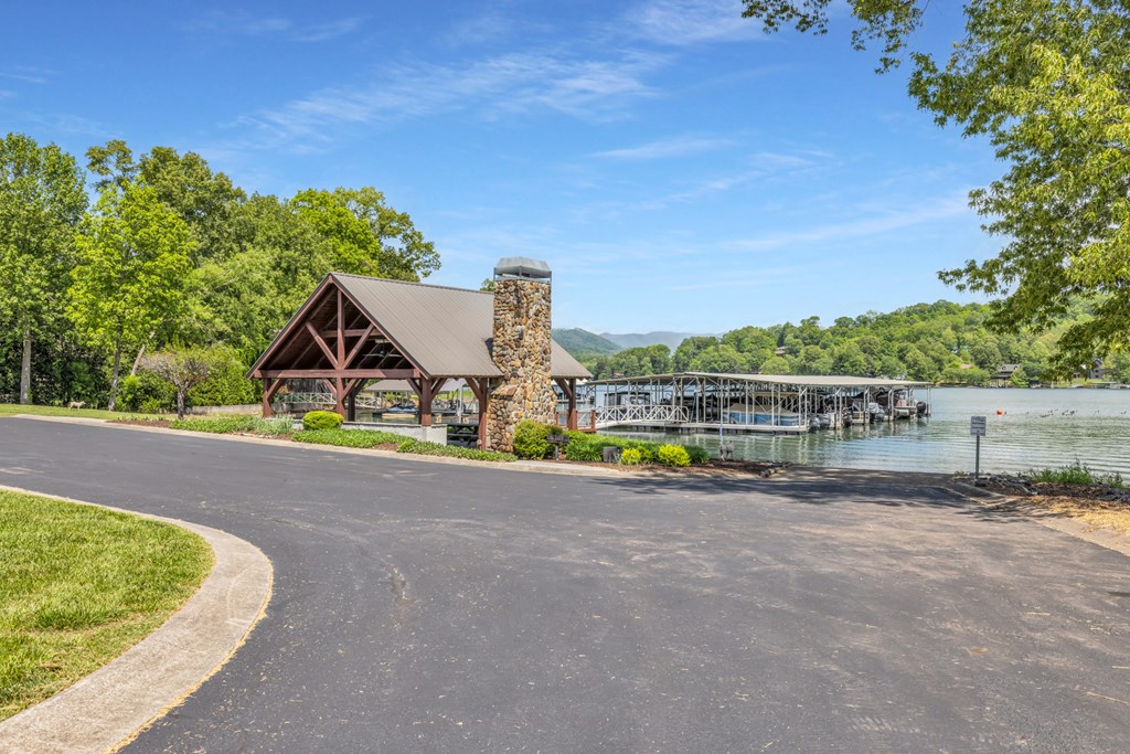 415609 Hayesville Residential