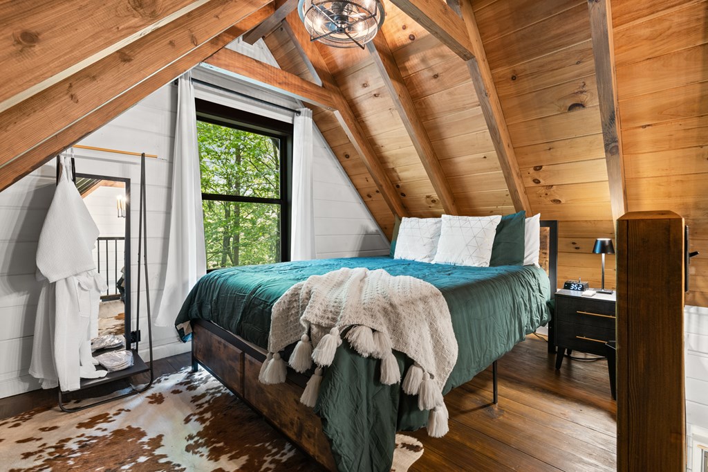415610 Blue Ridge Residential