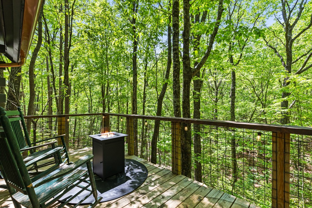 415610 Blue Ridge Residential