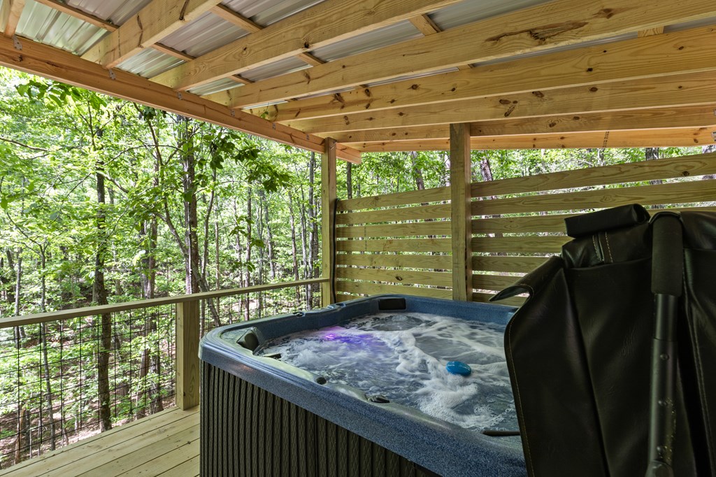 415610 Blue Ridge Residential