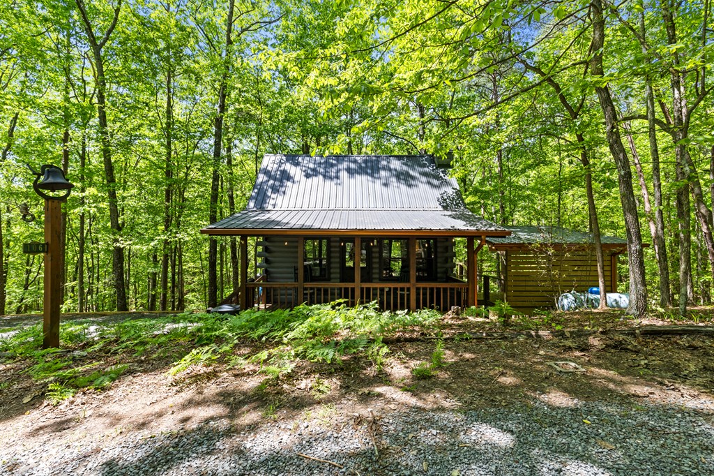 415610 Blue Ridge Residential
