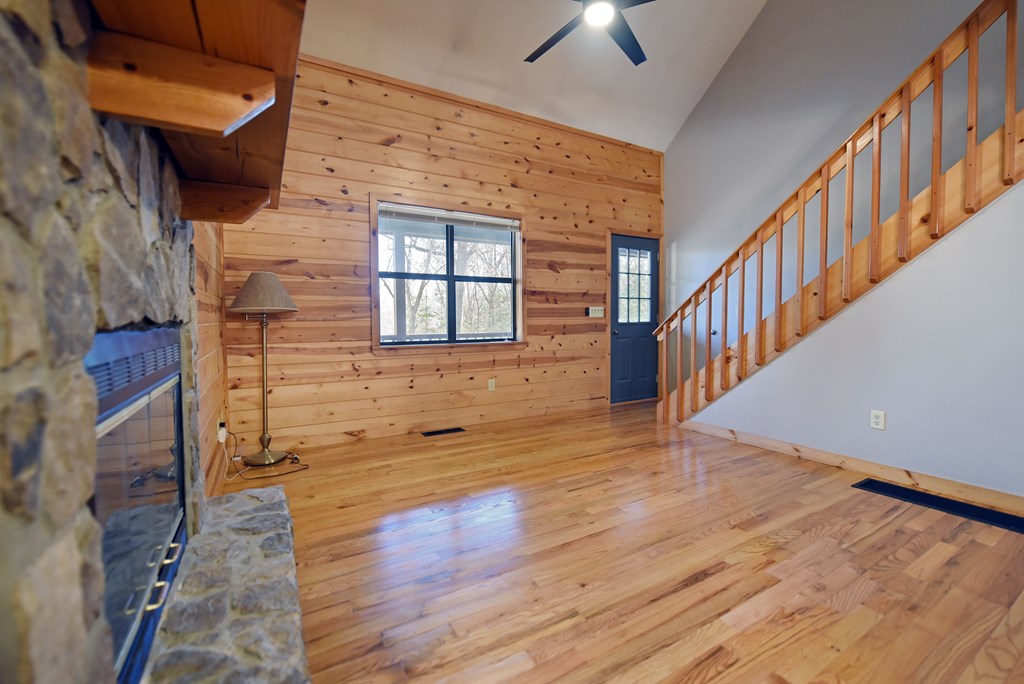 415619 Blairsville Residential