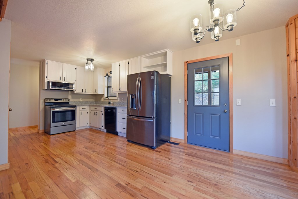 415619 Blairsville Residential