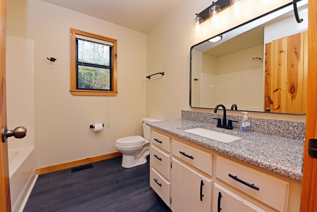 415619 Blairsville Residential