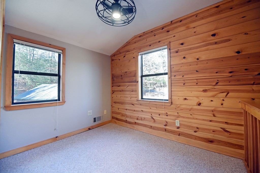 415619 Blairsville Residential