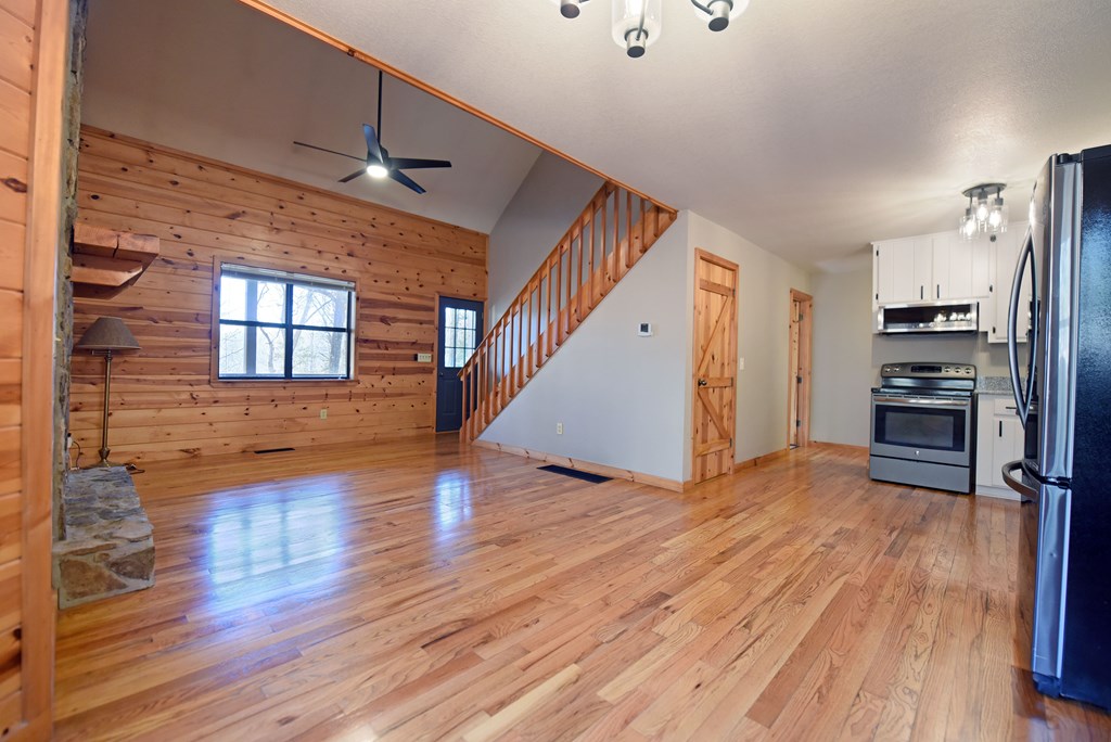 415619 Blairsville Residential