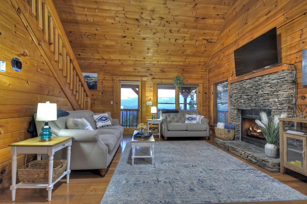415625 Morganton Residential