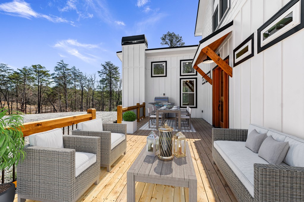 415642 Mineral Bluff Residential