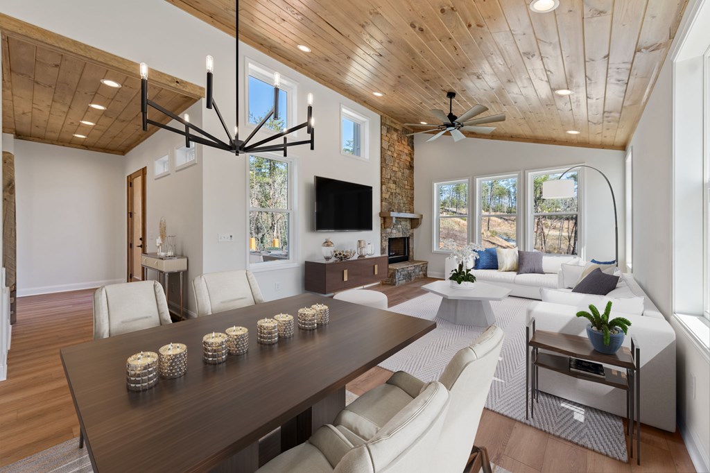 415642 Mineral Bluff Residential