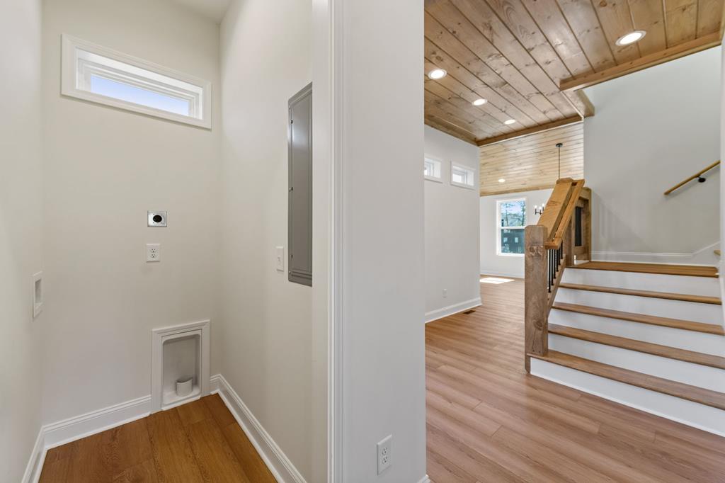 415642 Mineral Bluff Residential