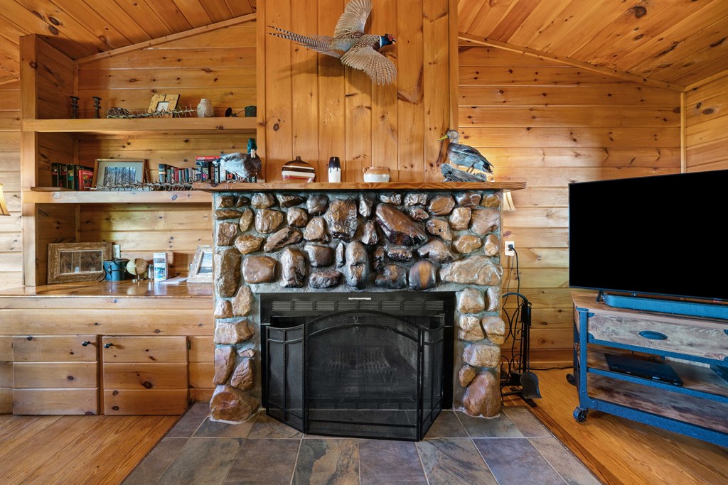 415643 Morganton Residential