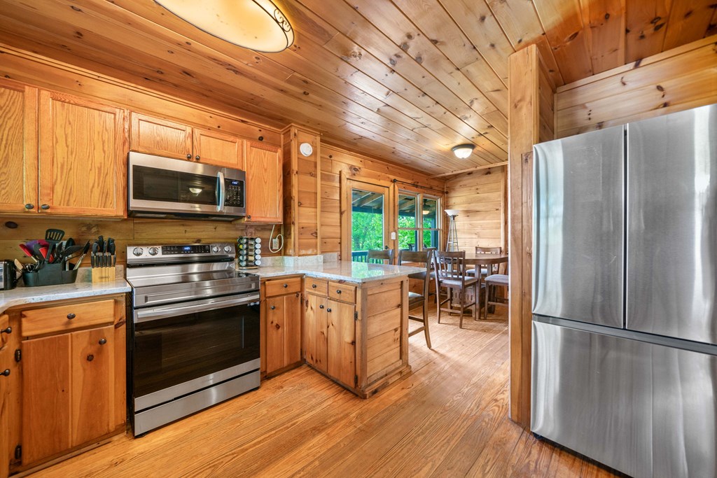 415643 Morganton Residential