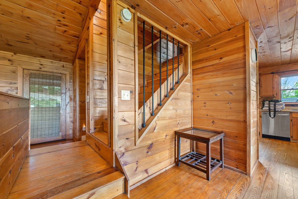 415643 Morganton Residential