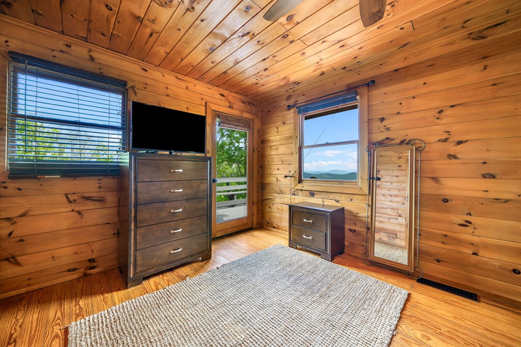 415643 Morganton Residential