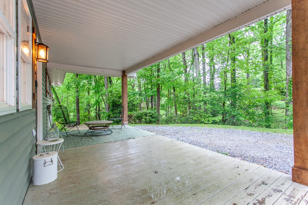 415651 Andrews Residential
