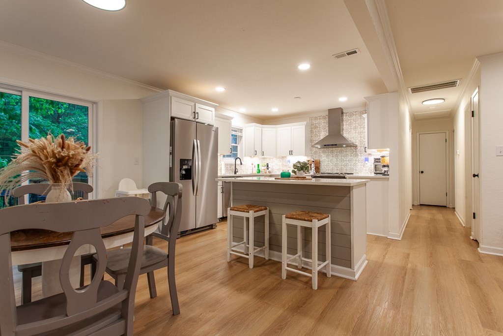 415651 Andrews Residential