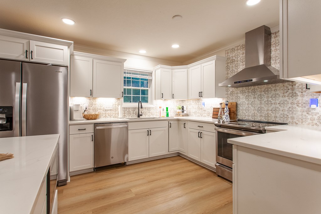 415651 Andrews Residential