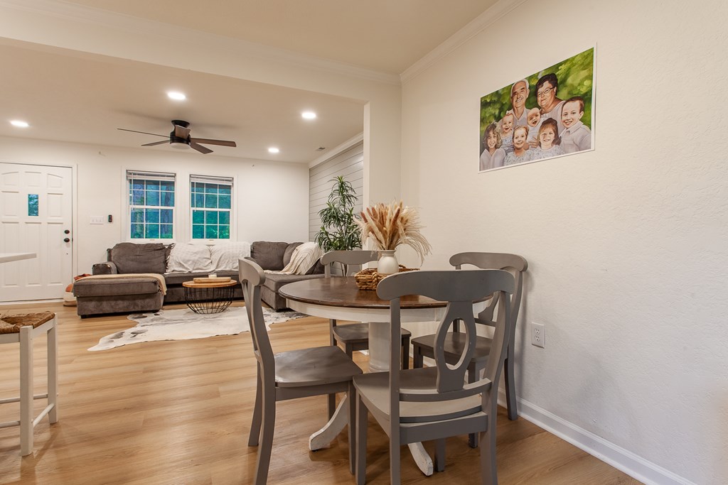 415651 Andrews Residential