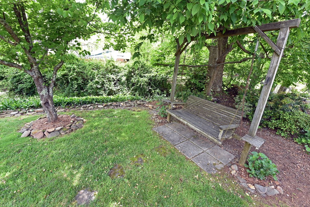 415652 Blairsville Residential