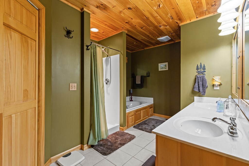 415653 Ellijay Residential