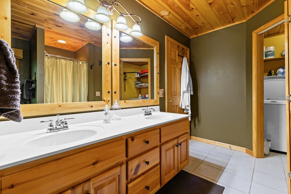 415653 Ellijay Residential
