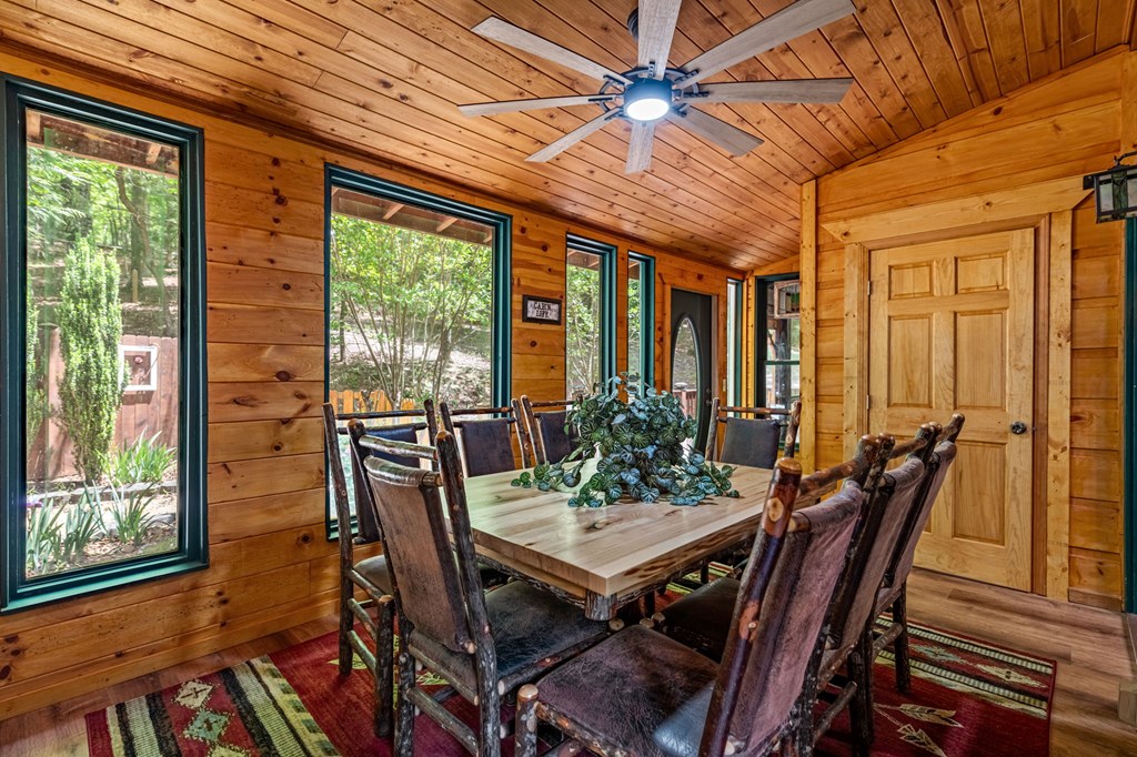 415666 Mineral Bluff Residential
