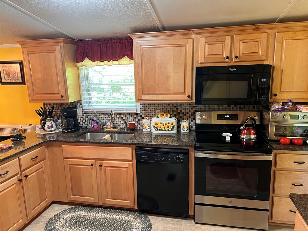 415673 Blue Ridge Residential