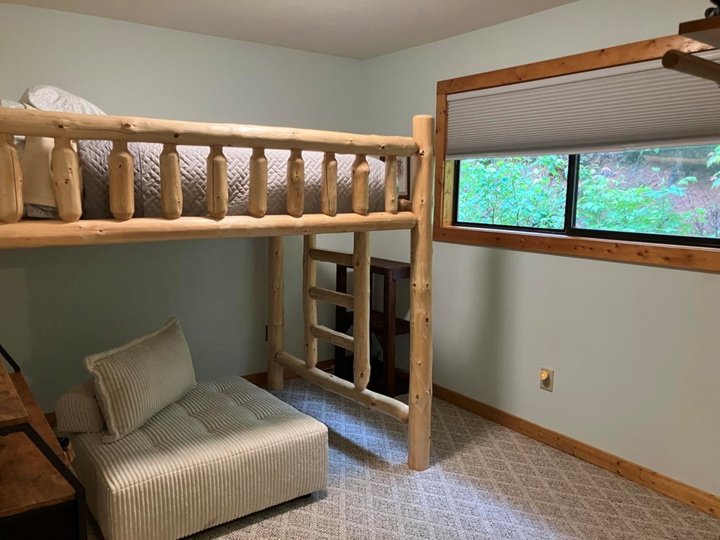 415675 Murphy Residential