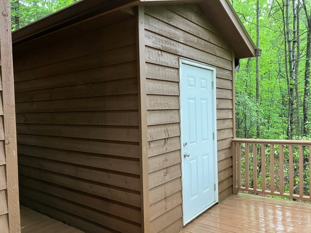 415675 Murphy Residential