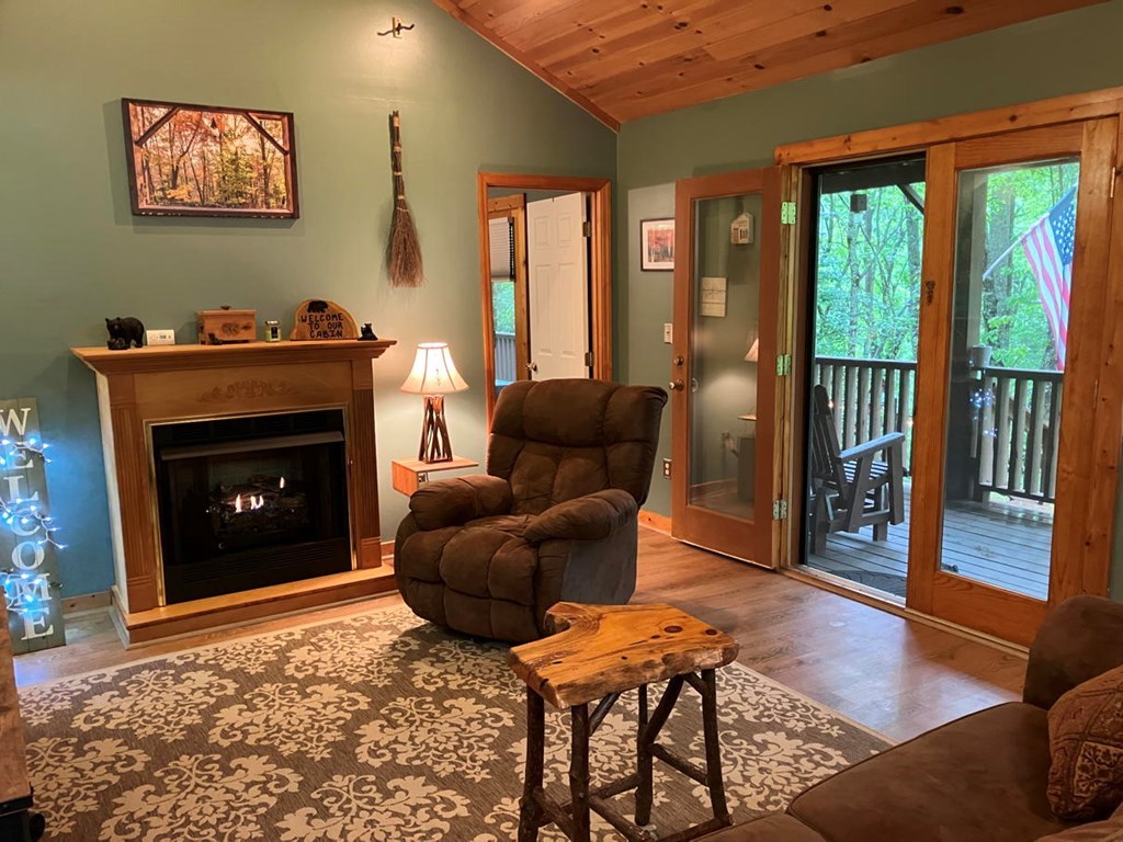 415675 Murphy Residential