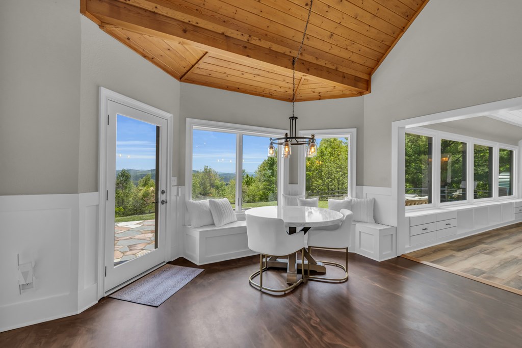 415677 Murphy Residential