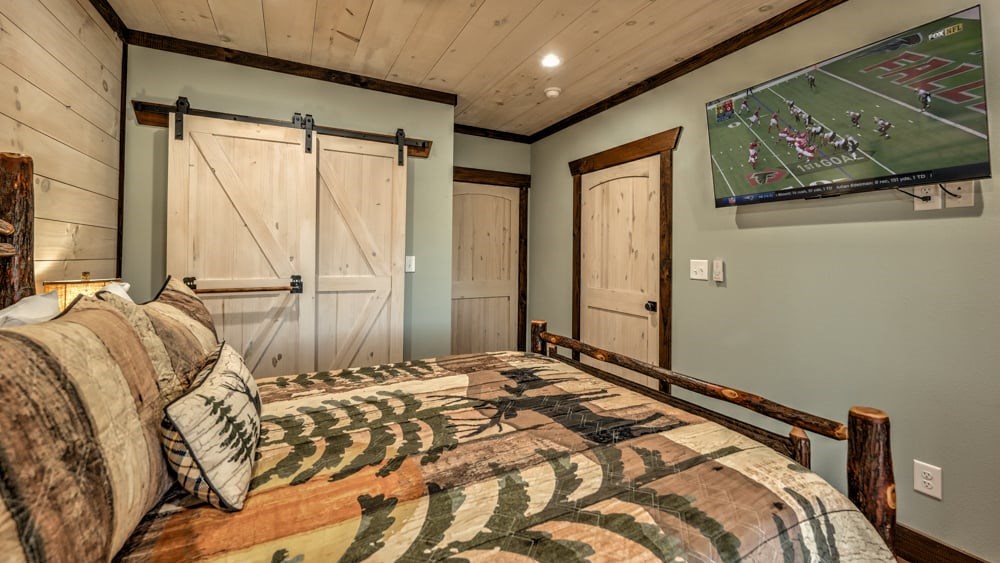 415686 Blue Ridge Residential