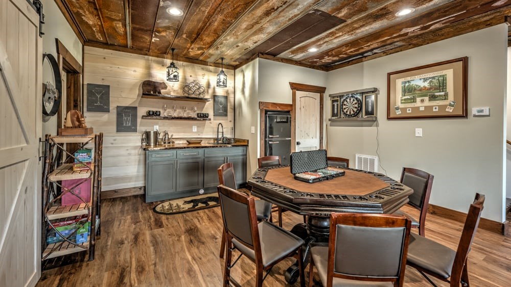 415686 Blue Ridge Residential