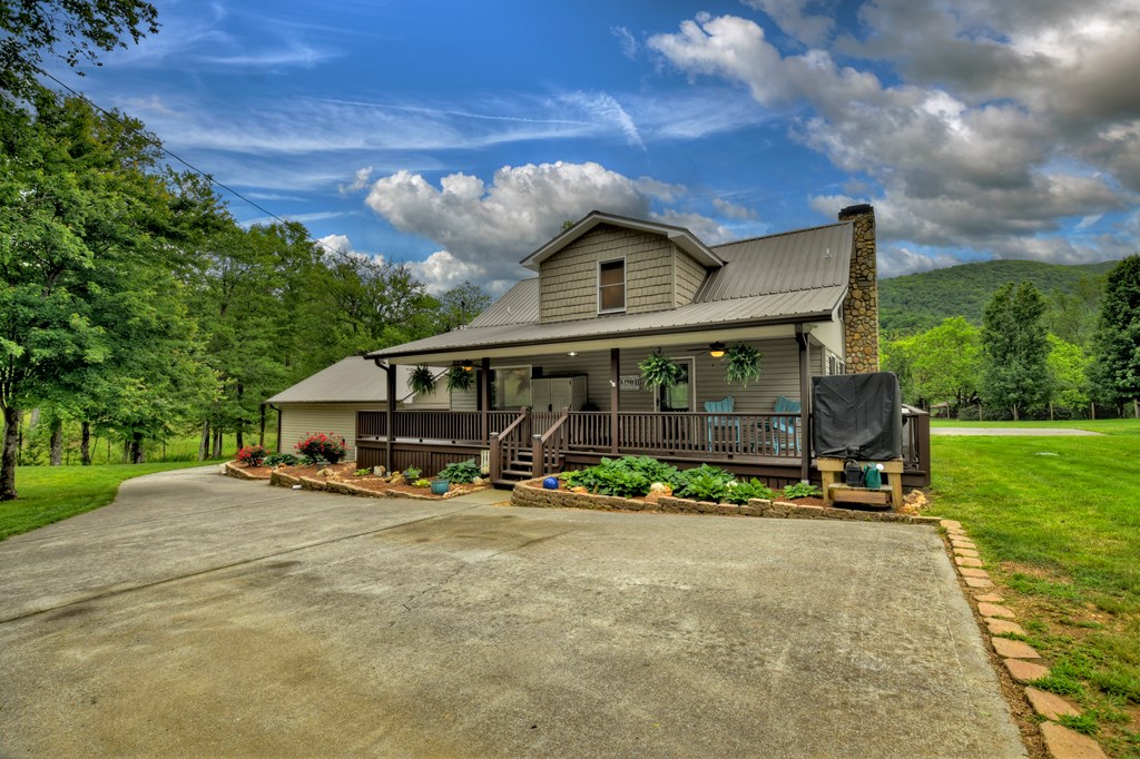 415687 Epworth Residential