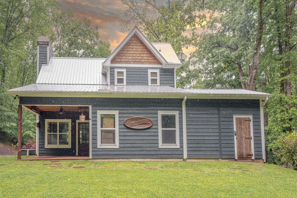 415692 Young Harris Residential