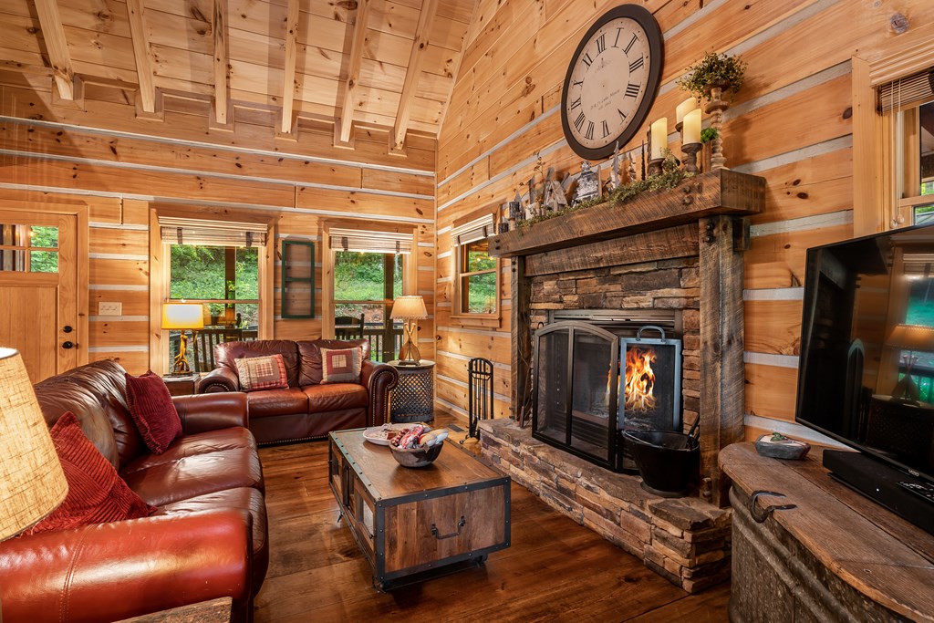 415695 Ellijay Residential