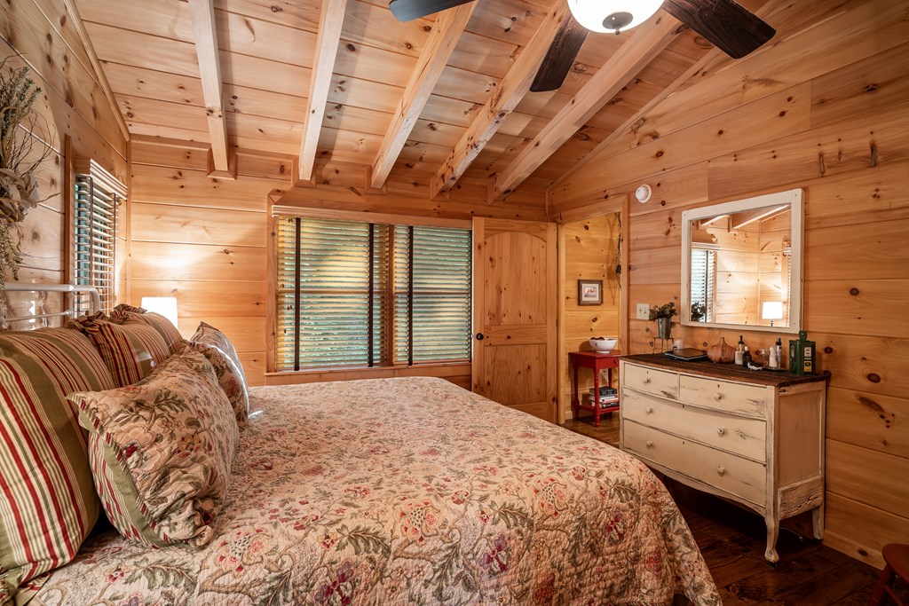 415695 Ellijay Residential