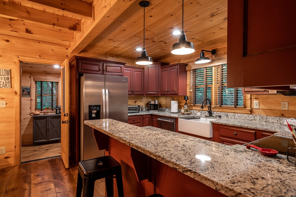415695 Ellijay Residential