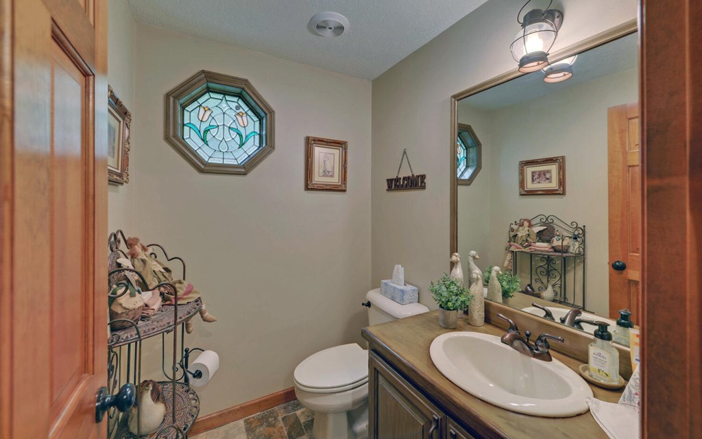 415696 Andrews Residential
