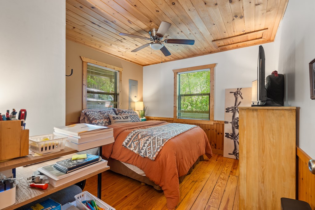 415697 Blairsville Residential