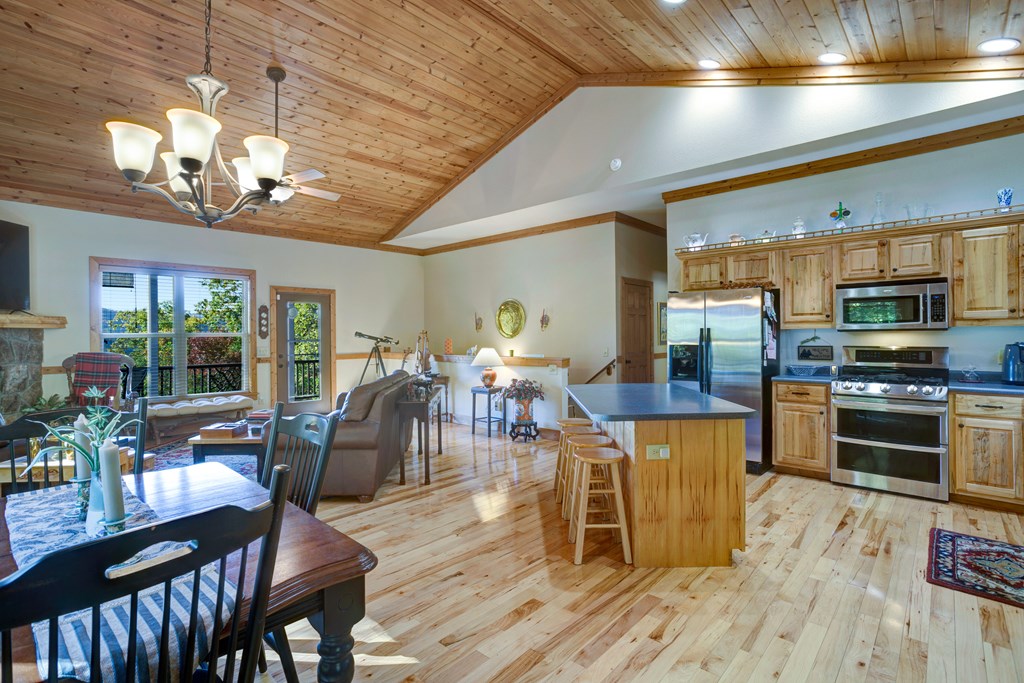 415702 Hiawassee Residential